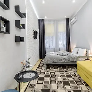 https://chornovola-blue-apartment.hotelslviv.net