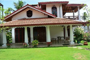 Sujeewani Villa Negombo
